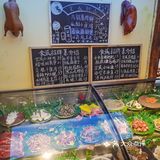 本地饭馆，食材味道硬才站得住