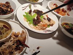 -江渔儿酸菜鱼(万科东荟城店)