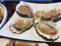 香辣蟹配菜鲍鱼-臻鲜燕海鲜融合餐厅(金陵style店)