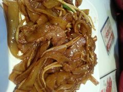 -新大咀港式茶餐厅(宝山万达店)