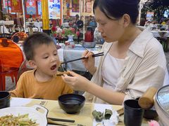 -刘姐啤酒鱼民族演艺餐厅(西街总店)