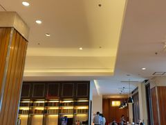 -亚龙湾希尔顿自助餐厅·海鲜·烧烤·沙滩BBQ·现场乐队