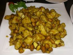 宫保鸡丁-金牌餐厅·天津菜·八珍豆腐·老爆三(瓷房子店)