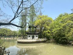 -汇龙潭