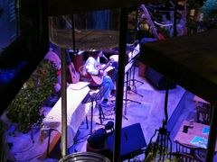 -临界音乐酒馆·小龙虾·江湖菜(华熙LIVE·鱼洞店)