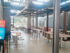 大堂-麦当劳(深圳北站高铁店)