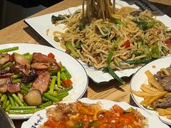 -牛八宝桂林米粉(八里庄店)