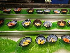 -金马门国际美食百汇(珞喻路店)