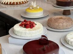 -VERIE BAKEHOUSE