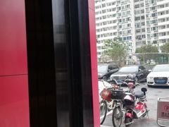 -肯德基(福民路店)