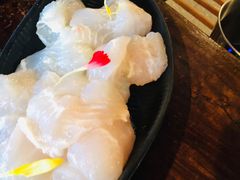 -老牌坊云南鱼豆花火锅(哈西万达店)