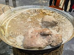 -周老三跷脚牛肉·全牛火锅(非遗传承店)