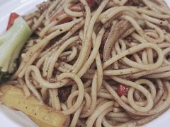 -汤姆家的牛排意面披萨(新城市广场店)