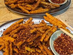 -郑记•不夜城烧烤•龙虾•虾蟹(黄鹤楼店)