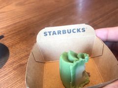 -星巴克(杭州湖滨银泰E区店)