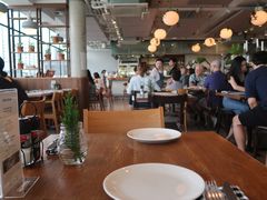 -ROAST coffee & eatery