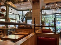 -玛格萝妮比萨屋(四平店)