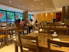 大堂-莲池荟素食馆·12年老字号(光孝寺店)