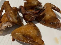 手撕乳鸽-琬苑鸽庄·川粤融合菜(解放碑总店)