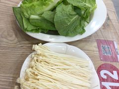 -江城燕子大排档(江汉路步行街店)