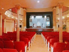 放映厅-岗顶剧院