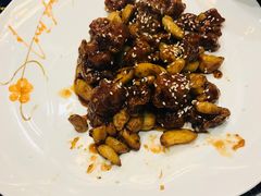 -锦龙国际酒店(天津奥体中心华苑地铁站店)