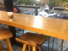 -星巴克(珠海摩尔百货店)