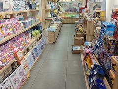 -新华传媒教材书店(中山南二路)
