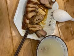 -狮头牌卤味研究所·卤味饭(花城汇南区店)