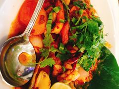 -Chom Cafe and Restaurant