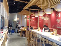 -八二小区抄手(龙湖上城天街店)