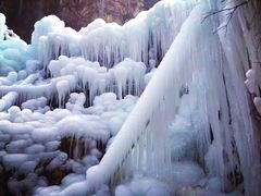 -大平台龙居瀑布旅游区