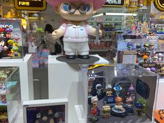 -泡泡玛特POPMART(上海环球港店)