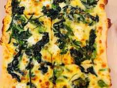 奶油芝士菠菜小方披萨-必胜客(上海南站店)