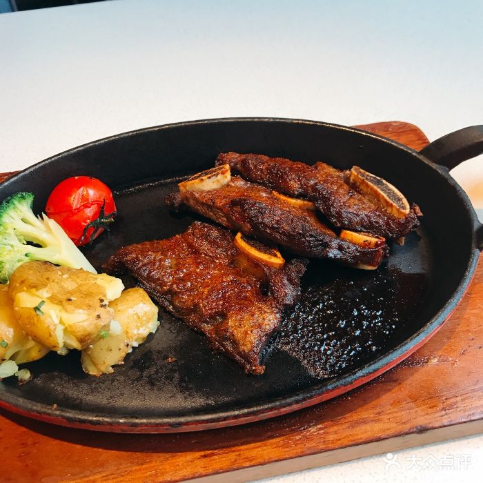 西堤牛排(上海日月光店)秘制全熟牛小排图片 - 第8张