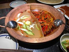 -山城鼎重庆老火锅(西安钟楼店)