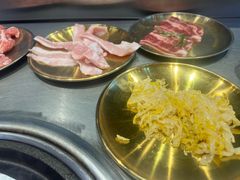 -哈哈碳都·牛肋条无限自助烤肉(台江万达店)