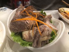 -DaLongYi Hot Pot 大龙燚火锅