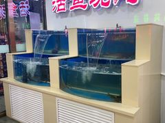 -屯老二农家铁锅炖·行业领军者(梅江店)