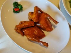 玻璃脆皮乳鸽-利苑酒家(金宝店)