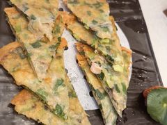 韭菜鲜虾饼-红馆喜宴(十亩地店)