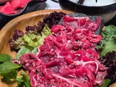 -红鼎豆捞·非遗鲍皇汤火锅(宝丰路店)