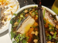 -小饕荟雅安贡椒鱼鲜馆(广福桥店)