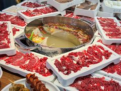 -来龍儿鲜切牛肉自助老火锅