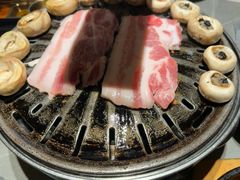 -草家酱蟹炭火烤肉店(珲春南路一店)