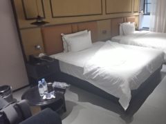 -万泊酒店(长沙五一广场国金中心店)
