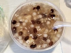 -芳婆糕团店(王府大街店)