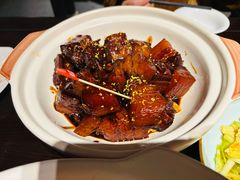 -丽华园·武汉地标楚菜餐厅(青山江滩店)