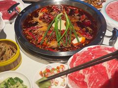 -茅草房·河畔园林火锅