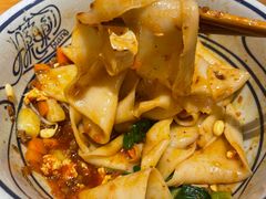 -陇上秦轩西安biangbiang面(EFC欧美金融商业城店)